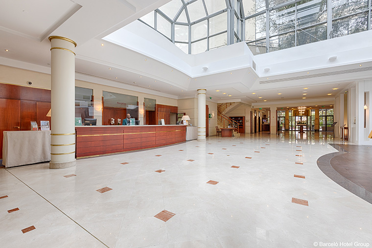 HOTELLERIE BARCELO HOTEL GROUP 2