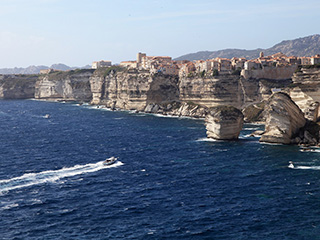 LABEL GREEN DESTINATIONS