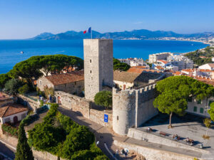 OUVERTURE Place de la Castre