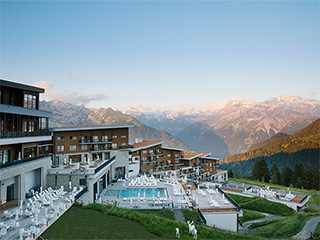 NL-607-CLUB MED