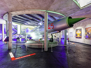 NL-607-MEMORIAL DE CAEN